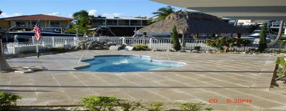 San Juan fiberglass pool